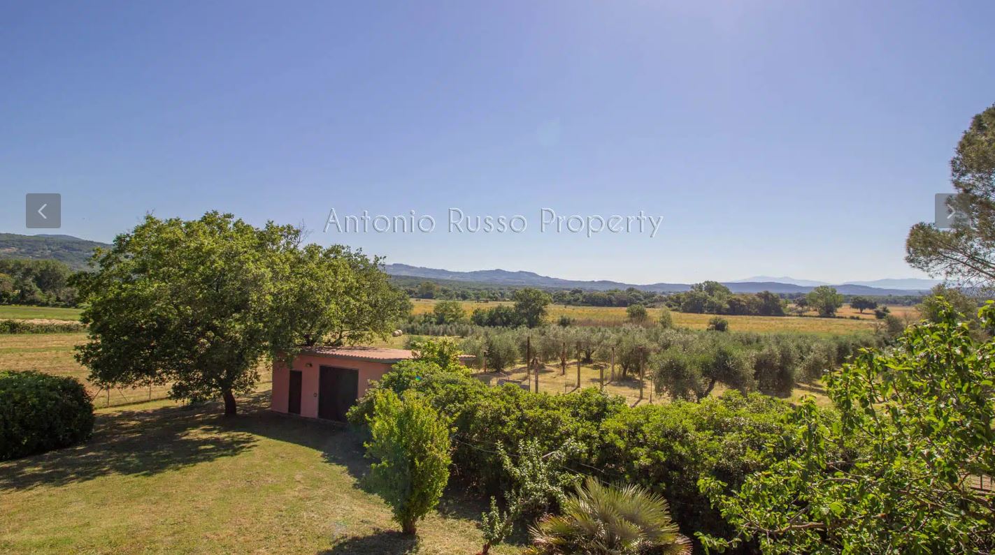 casale-azienda-agricola-sulle-colline-della-maremma-toscana